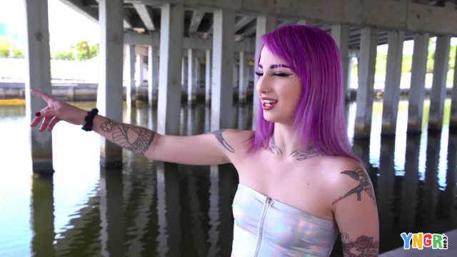 Яркая телочка любит секс - #1